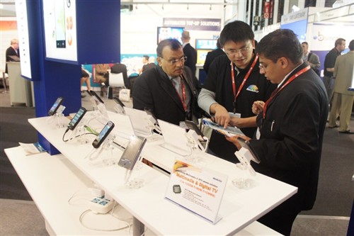 MWC2011:谈球吧微推出多种移动设备方案 